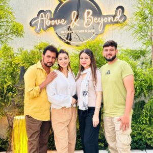 Sehrish Ali Instagram - So good to be together with my three…
@jordan_ali_azam_ @shabeenarizwan @rizwanali9427 ❤️💫

At @__aboveandbeyond_ 💫