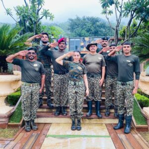 Sehrish Ali Instagram - Jai Hind!!!!
🫡🫡🫡

@delladata @jimmy_mistry 

#deshbhakti #india #indianarmy #jaihind #indian #bharat #bhagatsingh #deshbhakt #indiannavy #indianairforce #hindu #bharatmatakijai #army #hindustan #shifuji #bjp #armylover #narendramodi #tiranga #vandematram #modi #hinduism #indianflag #independenceday #shaheed #fauji #desh #love #bhartiyasena #paras