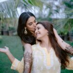 Shakti Mohan Instagram - Behen di mehandi 💛 #besttimes @muktimohan @whokunalthakur Styled by @shreyandurjastyle Outfit @anishashettyofficial Jewellery @swabhimannjewellery @rubans.in Hair @aaliyahussainhairmakeupcreator Makeup @ritickasjalan Photos @themadeinheaven @shubhamdancer
