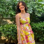 Shanaya Kapoor Instagram - you’re so golden 💛