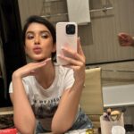 Shanaya Kapoor Instagram - thank you @elleindia 🫶🏼💫
