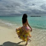 Shanaya Kapoor Instagram - just a happy morning running around in the sun @ncstravels @fushifaru #fushifaru #fushifarumaldives #collab ☀️