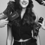Shanaya Kapoor Instagram - New Hair, Who Dis! 😍🌟 So excited to share a sneak-peak of this dream collaboration with @redken ❤️ I took my hair game to the next level and had so much fun while doing it! I’m #RedkenReady and I cannot wait for the big reveal! 🔥 #Collab #PaidPartnership #Redken #RedkenIndia #RedkenXShanaya #Number1ProfessionalHairBrandInUSA #RedkenReady #MorePowerToYou #NewHairLook #HairTransformation #HairMakeover #HairCare #HairColor #HairStyling #Hair #HairTransformation