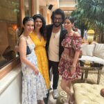 Shanaya Kapoor Instagram - 🤍🤍😊🤍fam