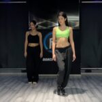 Shanaya Kapoor Instagram - It’s been a minute 😋😁🥹❤️ @shaziasamji @piyush_bhagat @nandika_diwedi @paras_omta001 @ps_dancestudio ❤️