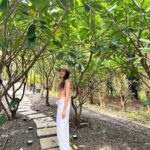Shanaya Kapoor Instagram - Happy Sunday 🤠 🌸