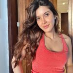 Shanaya Kapoor Instagram - 😁/🥰/☺️