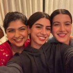Shanaya Kapoor Instagram - ❤️