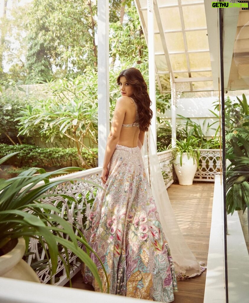Shanaya Kapoor Instagram - caught in a daydream 💭