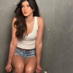 Shanaya Kapoor Instagram - just be… 🤍🦋 @rohanshrestha @savleenmanchanda @souravv_roy_ @mohitrai @shubhi.kumar