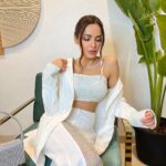 Shazahn Padamsee Instagram – 🤍🌴

Outfit @myclo.in 
Jewels @shrustarin 
Bag @adahbags_ 
Styled by @shikshabhansali_