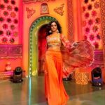 Sheetal Patra Instagram - Embracing the vibrant hues of Navaratri! 🌈🧡🌟 Wearing @mahendrabaral_official Makeup: @manoj82617 Hair: @juliswain7 #NavaratriVibes #navratri #durgamaa #durgapuja #ootd #navratrilook #popofcolour #festive #favtimeoftheyear #welcominggoddessenergy #positivity #light #celebratingnineformsofmaadurga #celebratingwomen