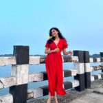 Sheetal Patra Instagram - Taking my own time to bloom!🌻 Eita kau bridge Guess kariparibe?!