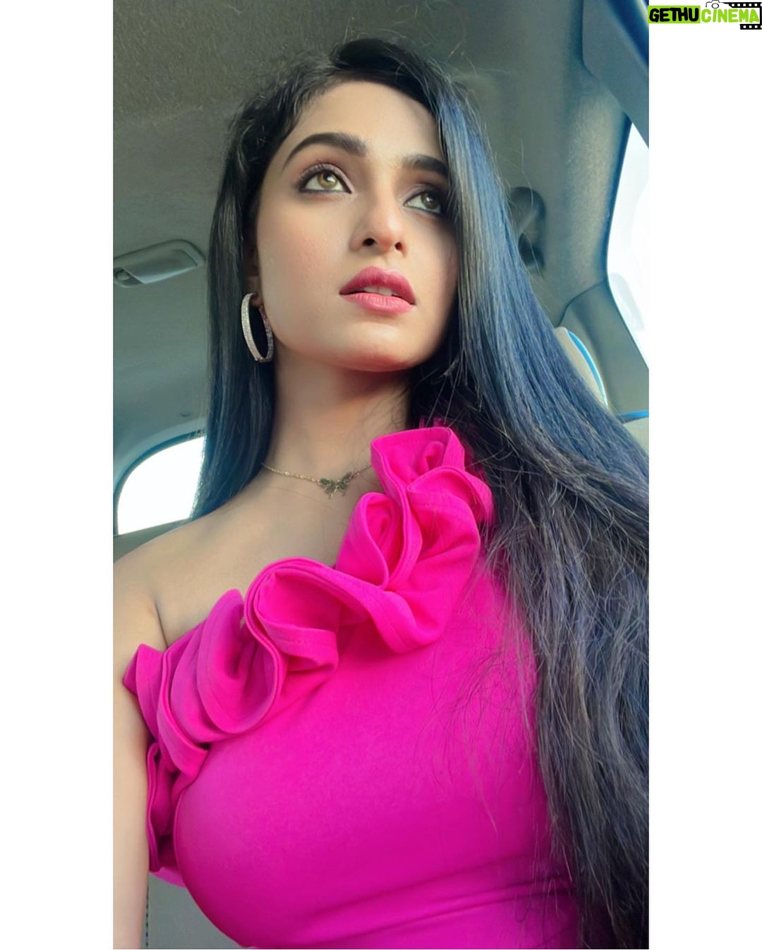 Sheetal Patra Instagram - LOST is a good place to find YOU!!💕🦋🤳