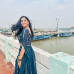 Sheetal Patra Instagram - Anchored with Hope & Positivity 🦋🌸💕 Guys can you Guess the location?!🐬