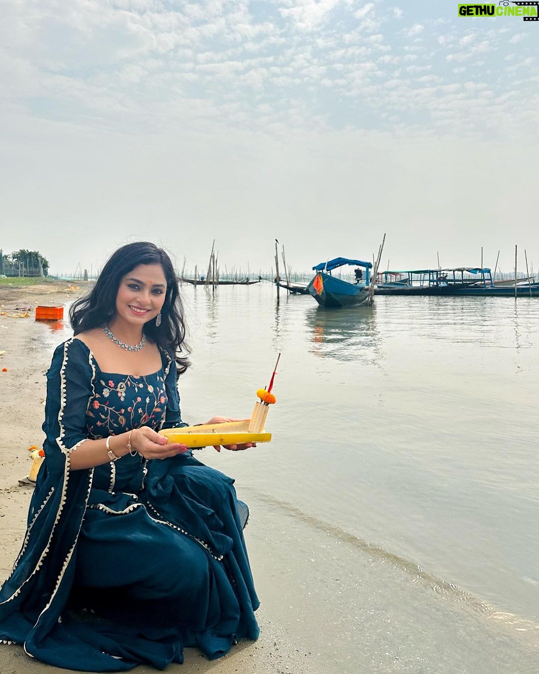 Sheetal Patra - 17.1K Likes - ଯା ରେ ଭାସି ଭାସି ଯା ବୋଇତ ମୋର ଭସିଯା… ⛵️
କାର୍ତ୍ତିକ ପୂର୍ଣ୍ଣିମା ଓ ବୋଇତ ବନ୍ଦାଣ ଉତ୍ସବର ଅନେକ ଅନେକ ଅଭିନନ୍ଦନ 🙏🌸