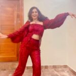 Sheetal Patra Instagram - A little thumak thumak after show!❤️ Karanjia audience were lit tonight🔥