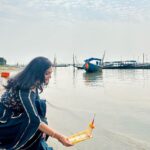 Sheetal Patra Instagram - ଯା ରେ ଭାସି ଭାସି ଯା ବୋଇତ ମୋର ଭସିଯା… ⛵️ କାର୍ତ୍ତିକ ପୂର୍ଣ୍ଣିମା ଓ ବୋଇତ ବନ୍ଦାଣ ଉତ୍ସବର ଅନେକ ଅନେକ ଅଭିନନ୍ଦନ 🙏🌸