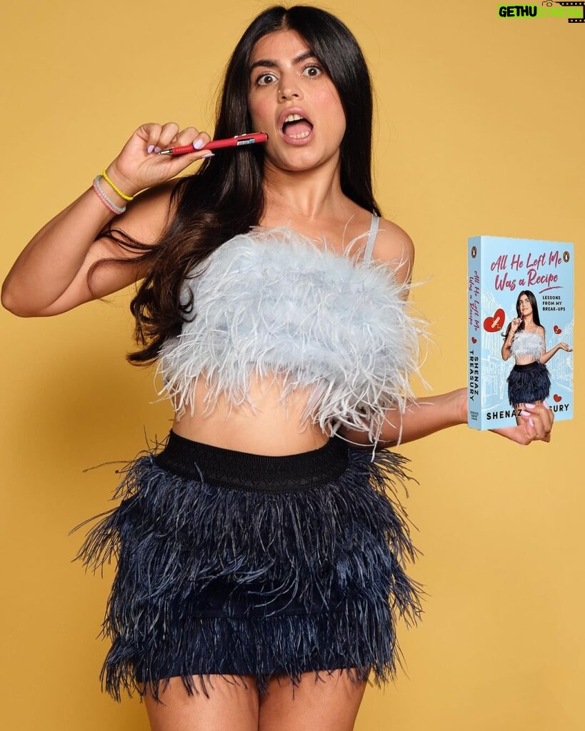 Shenaz Treasurywala Instagram - I wrote a book! Pls get your copy -( link in my stories and in my bio) It’s a girls journey from 4-40 and all the men she met along the way. Part fact, part fiction! Each chapter is a different guy. At the end of the chapter is a recipe ( lesson she learned ) stories from mg very personal diary 📔 You can pre order your copy now or gift 🎁 it to your friends who are having challenges in their dating life. The book is to remind you and me that there’s always a next chapter ;) #allheleftmewasarecipe #allheleftme Mumbai, Maharashtra