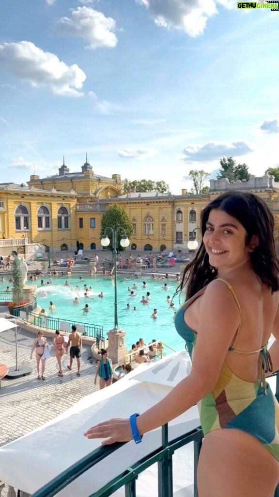 Shenaz Treasurywala Instagram - How do I explain to my Indian Relatives that I went all the way across the world to take a bath 🛀 in public! But this is the most famous “bathroom” in the world 🌎 They even have spa parties that they call Sparty and it is the world-famous party series at the largest thermal bath of Budapest. . It happens on every Saturday night from 9:30 PM until 2:00 AM from February to December. If you are thinking what to do for new years and don’t mind cold weather- try Budapest esp for the Sparty ;) Their regular nightlife is pretty wild 😜 here too! # #széchenyi #budapestbaths #szechenyibaths Budapest, Hungary