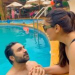 Shireen Mirza Instagram - Jack and Rose of new times! 👫🏻 You’re just seeing disfunctional husband wife 🤭🤪 Make this with your partner and tag us. #family #husband #wife #husbandandwife #titanic #leonardodicaprio #reelsinstagram #trending #viral #explore #shireenmirza #hasansartaj #couple #funny #fyp [ partner, funny, family, ship, titanic, husband and wife, water, pool, vacation activities] Lonavala