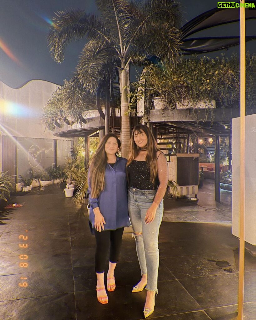 Shireen Mirza Instagram - Appreciation post for my non social media Sister! Dear Sister, You're a true blessing of a sister anyone would die to have. My childhood would not have been special if you were not be there 👶 You’re one of the strongest people and you inspire and motivate me everyday 💪🏼 Thank you for sticking by my side through everything even when I disappoint you on my actions even though you were expecting it 😂 you never fail to tell me how amazing I am everyday🥹 U have been my best fashion Diva 👩‍🎤 My truly cheer leader 👏 Someone who always lived her life to fullest (be it celebrating bday twice in a year or having 100 friendship bands on friendship day in college) 😂 Your journey from the coolest girl in school to being the best wife and mother and now a make up professional in a different country is truly inspiring. Thank you for all that you do, and keep shining. I love you beta 💘 PS. Please ready all this from mumma’s phone🙈 #sister #love #siblings #bff #longdistance