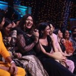 Shireen Mirza Instagram - Our Parivar in Star Parivar! #team #yhc #spa Picture credits to @camcraftproductions 👏 Make up @swatidedhia_makeup Outfit @the_chess_room Jewellery @aquamarine_jewellery