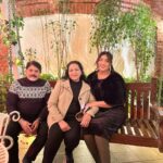 Shireen Mirza Instagram - Our lil celebration 🎉 Merry Christmas everyone and happy bday to our own Santa mummy 🧑‍🎄