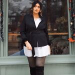 Shireen Mirza Instagram - 💋 #newyear #vibe #trending #reelitfeelit #photoshoot #ootd #fashion #streetwear #photography