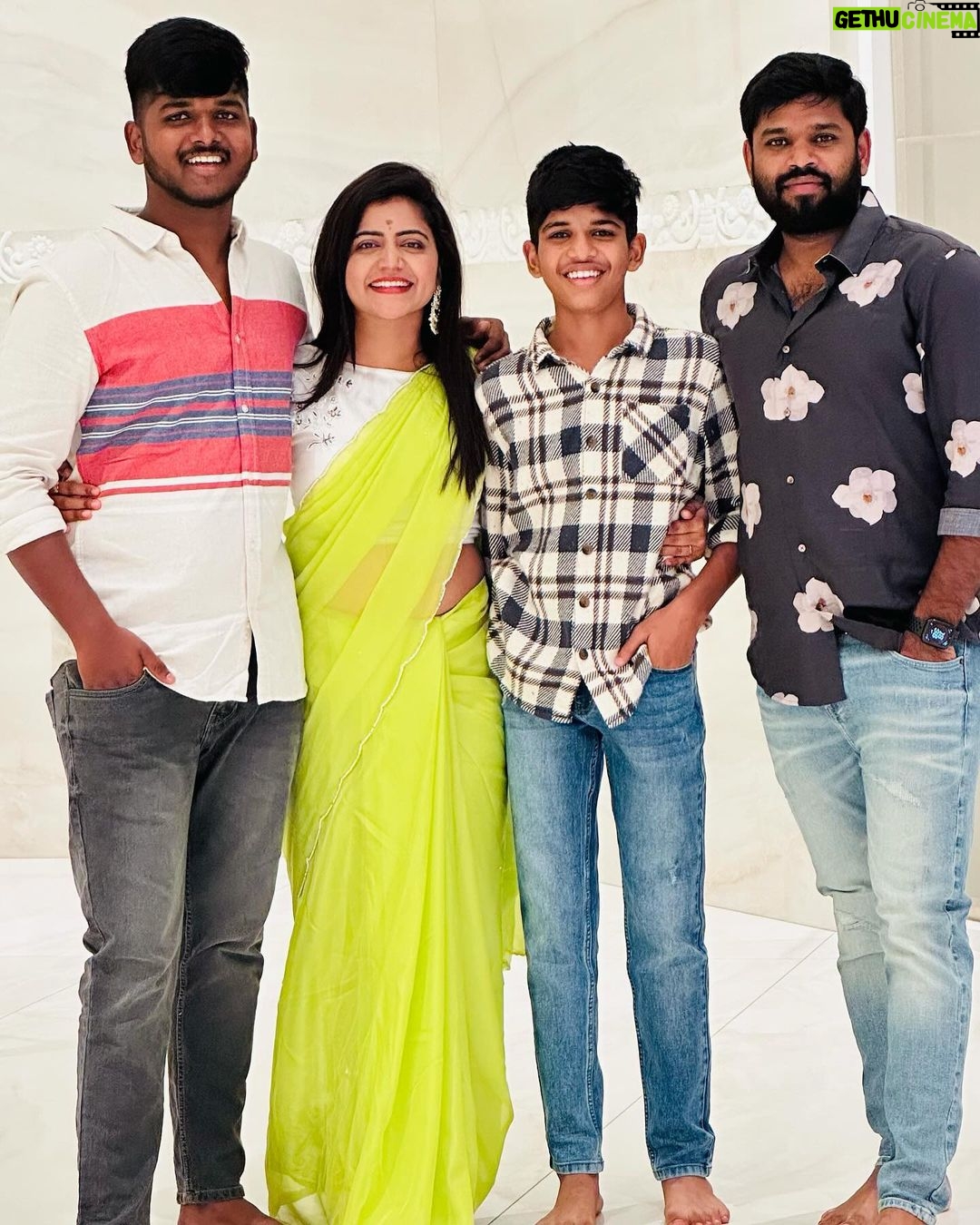 Shiva Jyothi Instagram - #happydasara Our saree’s from @riyanshika43 ‼️Disclaimer‼️ - all pictures are subjected to copyright! #newpost #instagram #instagood #dasara #love #temple #festival #telaganafestival Dubai, United Arab Emirates