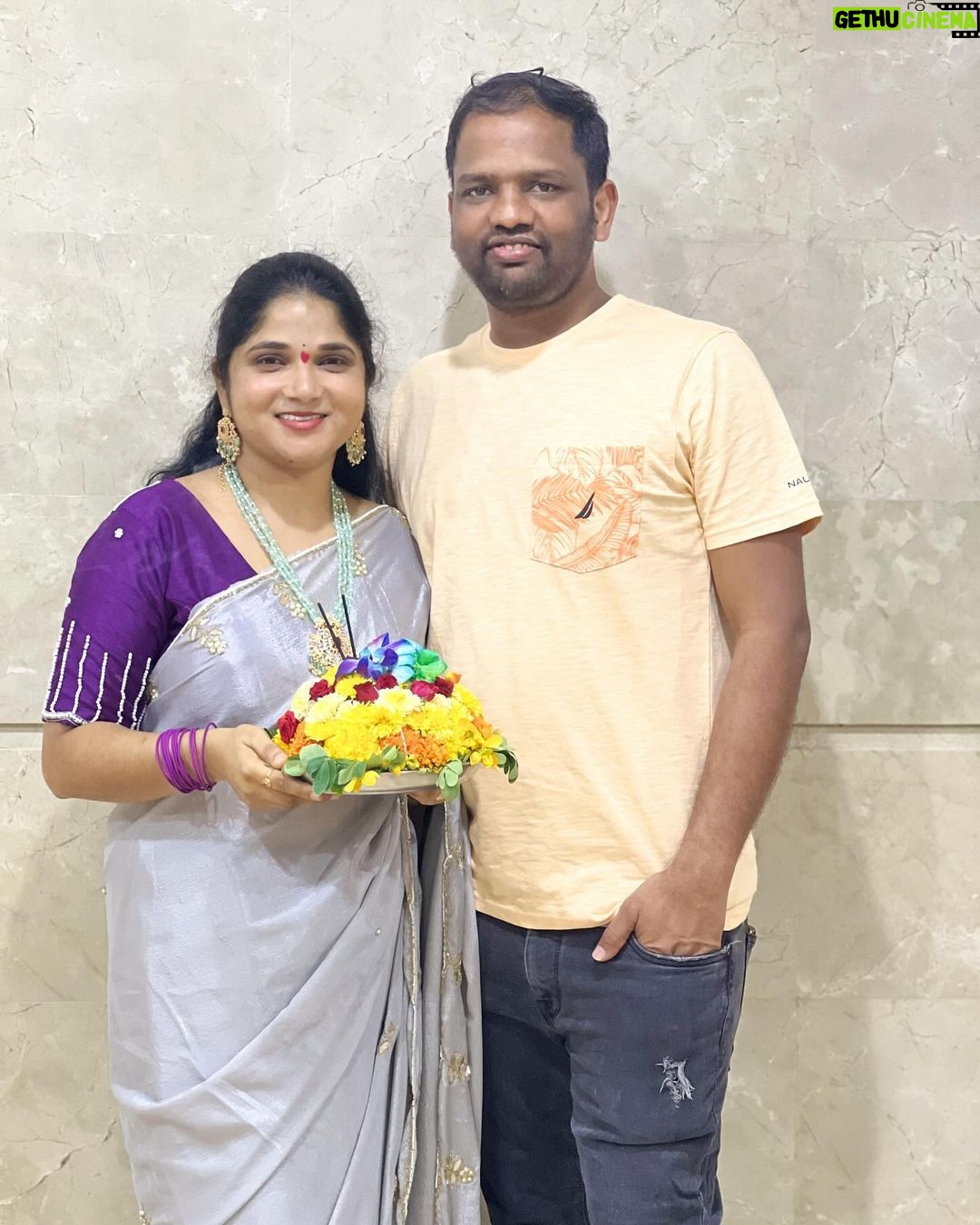 Shiva Jyothi Instagram - సద్దుల బతుకమ్మ .. . Our sarees from @pattusarees_dc3 ❤️ ‼️Disclaimer‼️ - all pictures are subjected to copyright! #saddulabathukamma #bathukamma #bathukamma2023 #dubaibathukamma Dubai, United Arab Emirates