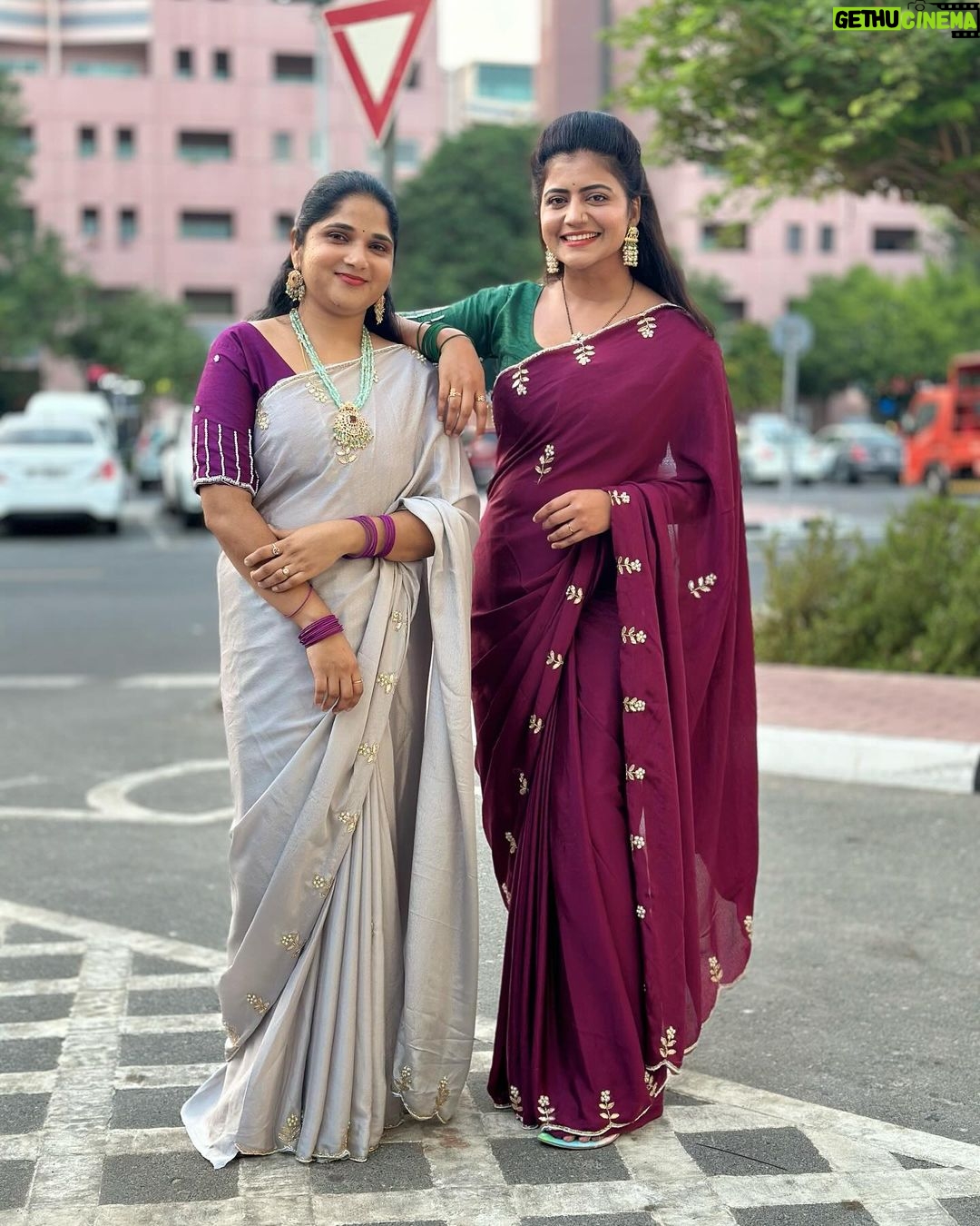 Shiva Jyothi Instagram - సద్దుల బతుకమ్మ .. . Our sarees from @pattusarees_dc3 ❤️ ‼️Disclaimer‼️ - all pictures are subjected to copyright! #saddulabathukamma #bathukamma #bathukamma2023 #dubaibathukamma Dubai, United Arab Emirates