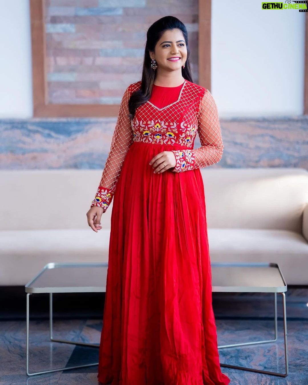 Shiva Jyothi Instagram - NAVAVARNA KATYAYANI Day: 6 Born to sage Katyayna, she is an incarnation of Durga and is shown to exhibit courage which is symbolized by the colour red. Known as the warrior goddess, she is considered one of the most violent forms of Devi. Savithri in our intricate hand embroidered red long gown with colorful flowers embroidered on it. Outfit by @khyathidesignstudio ❤️ Earrings @jewelleryforher3 ❤️ Pics @fabstories._ ❤️ #newpost #instagram #red #jyothakka #shivajyothi