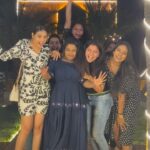 Shiva Jyothi Instagram - About last night with beautiful girls 💕 #bhanusree🔥❤️ #shivajyothi #sreepriya ##dharani #sunandha #anshureddy #grilsgang❤️💋 #lastnight