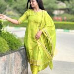 Shiva Jyothi Instagram - Be strong, ups and downs are part of life!🫶🤌 Pics @ganguly_manthri ❤️ Outfit by @mickeyfashions6 ❤️ #newpost #instagram #instagood #greenlove #chudidar #selflove #postivevibes #jyothakka #shivajyothi