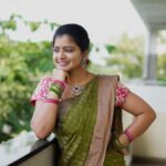 Shiva Jyothi Instagram - వేపకాయల బతుకమ్మ శుభాకాంక్షలు Saree & blouse @label_dishana ❤️ Makeover @glamm_makeup_by_ranee ❤️ Jewellery @jewelleryforher3 ❤️ Pics @thehashtag_photography ❤️ #newpost #instagram #instagood #saree #sareelove #jyothakka #shivajyothi