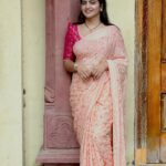 Shiva Jyothi Instagram - "Be the woman you looked for when you were a girl" Saree @label_dishana ❤️ Pics @thehashtag_photography ❤️ #newpost #instagram #instagood #happiness #saree #sareelove #shivajyothi #jyothakka