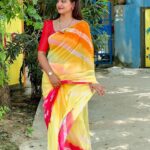 Shiva Jyothi Instagram - Making yourself happy again is the biggest comeback.❤️🤌🧿 Saree @label_dishana ❤️ Pics @thehashtag_photography ❤️ #newpost #instagram #instagood #saree #sareelove #yellow #pink #shivajyothi #jyothakka