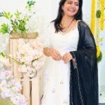 Shiva Jyothi Instagram - #happykrishnajanmashtami 🙏 Outfit by @mridani_clothing ❤️ #krishnajanmashtami #krishnaquotes #krishnakrishnaharehare🙌🏻🙏🏻♥️ #newpost #instagram #instagood #selflove #happiness #dressup #blacklove #jyothakka #shivajyothi