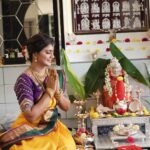 Shiva Jyothi Instagram - #varalaxmivartham2023 Saree&blouse @southtraditionalsarees Pics @thehashtag_photography Makeover @praneetha_beautymakeover #newpost #instagram #instagood #pooja #tredinational_look #saree #ammavaru #laxmidevi #blessed #thankyou #jyothakka #shivajyothi