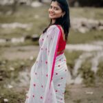 Shiva Jyothi Instagram – Paint your soul with the colors of self love. ❤️🫶💙

Saree @label_dishana ❤️

Pics @thehashtag_photography ❤️

#newpost #instagram #instagood #happiness #love #selflove #saree #sareelove