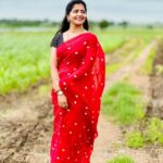 Shiva Jyothi Instagram - Promise yourself to become better everyday ❤️❤️❤️ Saree @label_dishana ❤️ #saree #sareelove #newpost #happiness #vilagevibe #jyothakka #shivajyothi