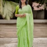 Shiva Jyothi Instagram - ❤️❤️ Saree @label_dishana ❤️ Pics @thehashtag_photography ❤️ #newpost #instagram #instagood #selflivelove #happiness #saree #sareelove