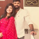 Shiva Jyothi Instagram - #happygurupurnima 🙏🙏 Pics @jus_sonu #instagood #instagram #newpic #ɴᴇᴡᴘᴏsᴛ #instagood #husbendandwife #saree #sareelove #festival #treditionalwear