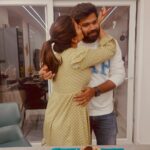 Shiva Jyothi Instagram - Thank you @iam.savithri Pendlam ❤️❤️❤️ #birthdaypost #instagram #ınstagood #husbendandwife #jyothakka #shivajyothi