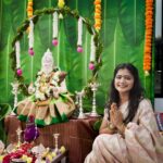 Shiva Jyothi Instagram – #diwali2023 
❤️❤️❤️

Pic @thehashtag_photography ❤️

Decor @phoolbandi ❤️

#newpost #instagram #instagood #festival #festivalvibes #diwali #diwacelebration #jyothakka #shivajyothi