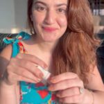 Shivaleeka Oberoi Instagram – Revealing my ✨Everyday Lip Combo✨
Mention a makeup product you swear by!👇🏻💕

#Makeup #InstagramReels #Skin #LipGloss #TutorialMakeup #LipCare #SkinCare