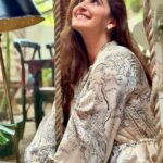 Shivaleeka Oberoi Instagram – Casually s̶l̶i̶d̶i̶n̶g̶ smiling into your feed! 🥰
