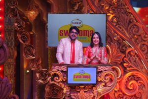 Shivani Rangole Instagram - तुमचे लाडके कलाकार गाजवणार झी मराठी अवॉर्ड्स 2023 चा मंच🔥❤️

@rangshivani @hrishishelar @kavitamedhekar @zeemarathiofficial