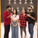 Shivani Rangole Instagram - तुमचे लाडके कलाकार घेऊन येताहेत तुमच्यासाठी एक धमाल कमाल परफॉर्मन्स. कार्य आहे घरचं, सगळ्यांनी यायचं . ‘वामन हरी पेठे ज्वेलर्स प्रस्तुत’, ‘झी मराठी उत्सव नात्यांचा अवॉर्ड 2023’, 4 नोव्हेंबर, शनिवार, 7 PM #ZeeMarathi #ZMA2023 #ZeeMarathiAward2023 #GharchaKarya #घरचंकार्य